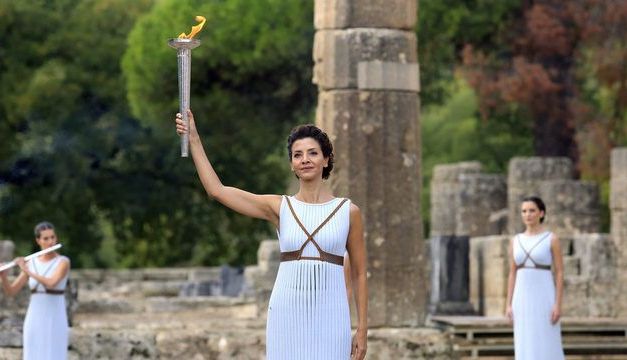 2018olympicflame.jpg