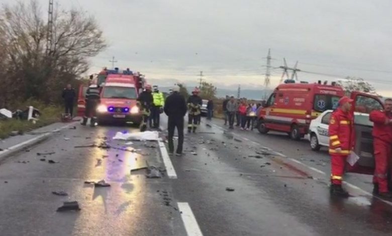 BRAŞOV. Acţiuni preventive în licee, ca „piesă” din Strategia Naţională pentru Siguranţa Rutieră. Cu cât ar trebui să scadă numărul persoanelor decedate în accidente, până în 2020?! 1 accidentfeldioara.jpg