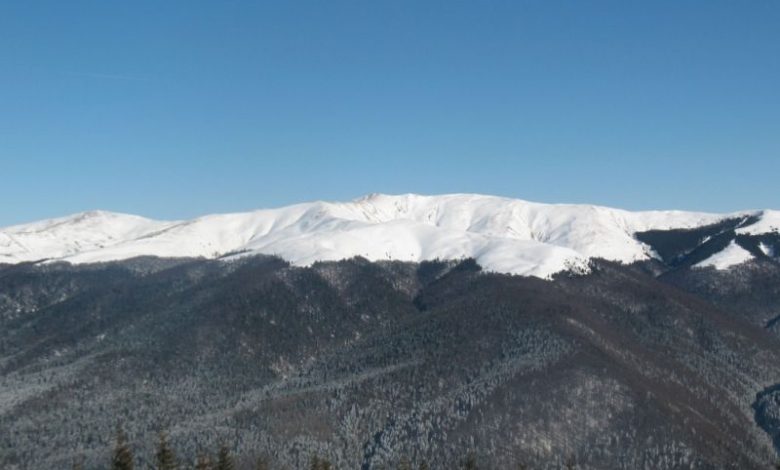 Pericol de avalanşe în masivele Bucegi şi Făgăraş 1 avalanse.jpg