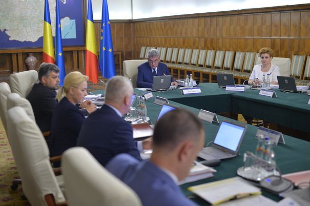 Patru miniştri din Guvernul Tudose şi-au dat demisia la şedinţa PSD 1 guvernultudose.jpg