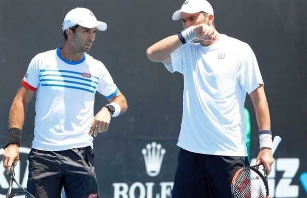 Horia Tecău și Jean-Julien Rojer s-au calificat în semifinale de la Paris 1 horia-tecau-si-jean-julien-rojer.jpg