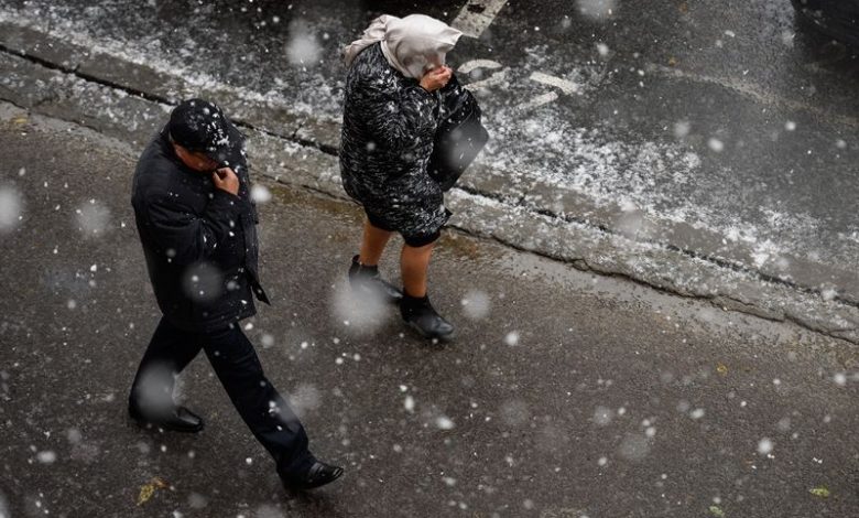 METEO. Vremea se va răci brusc în perioada următoare 1 ninsoare2.jpg