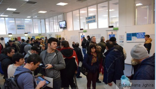 BRAŞOV. Blocaj la permise şi înmatriculări auto 1 permise_2.jpg