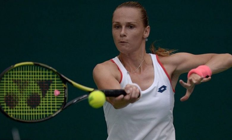 WTA Beijing. Simona Halep și-a aflat adversara din turul 2 1 rybarikova.jpg