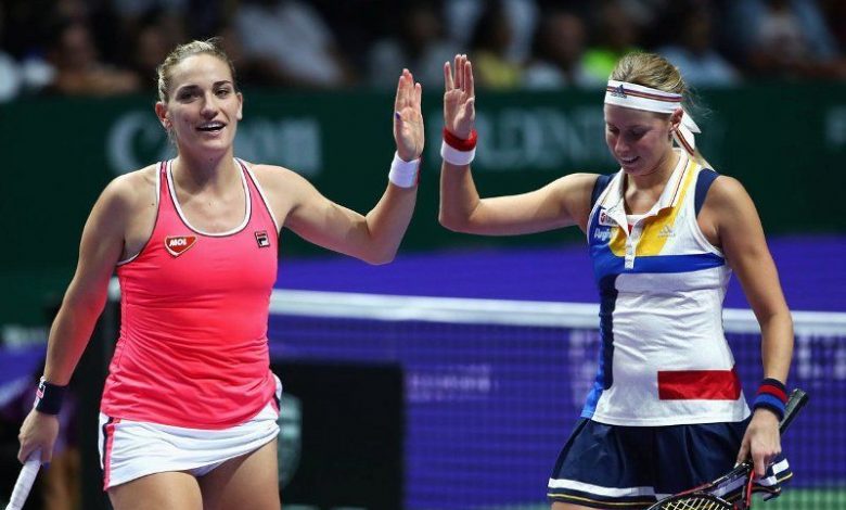 Turneul Campioanelor. Timea Babos și Andrea Hlavackova au câștigat proba de dublu 1 timeababossiandreahlavackova.jpg