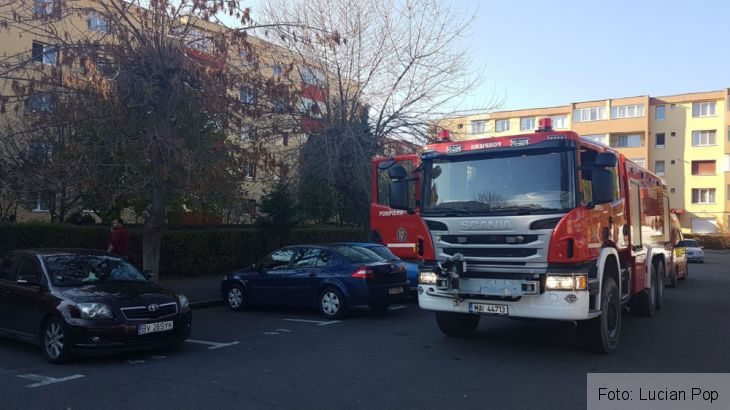 BRAȘOV. Incendiu într-un bloc din cartierul Triaj 1 IMG-20171106-WA0006_243525.jpg
