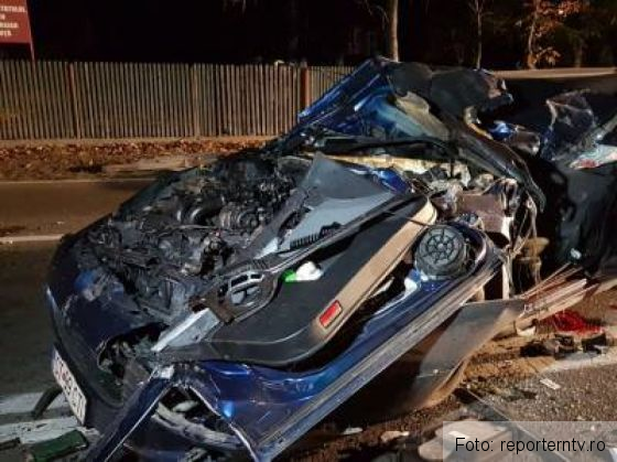 Un bărbat a murit în această seară, după ce mașina i-a fost strivită de un TIR (FOTO) 1 accident constanta_243966.jpg