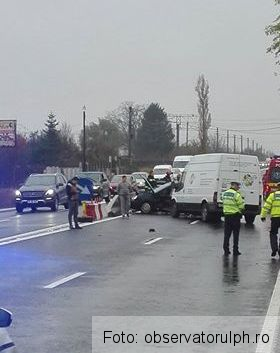 Femeie în stare gravă, în urma unui accident produs pe DN 1, la Potigrafu (FOTO) 1 accidentdn1_11.jpg