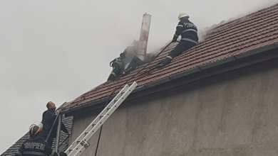 BRAŞOV. Incendiu la o casă din Feldioara (foto) 5 img-20171127-wa0001.jpg