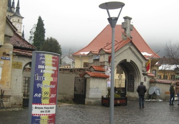 BRAȘOV. Junii vă așteaptă să serbați Marea Unire în Piața Unirii 1 img-6342.jpg