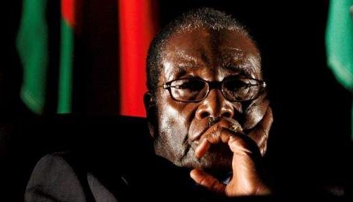 Robert Mugabe A REAPĂRUT în public după... „lovitura de stat”!!! 1 mugabe_2.jpg