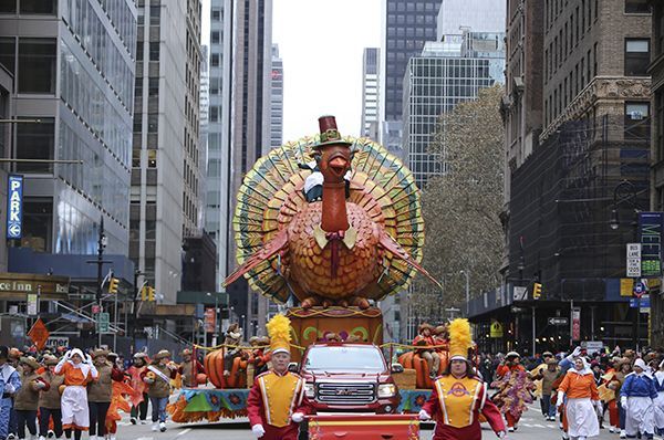 Peste 3,5 milioane de persoane vor asista la parada de Thanksgiving 1 parada_3.jpg