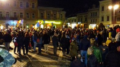 protest12-11piatasfatului2.jpeg