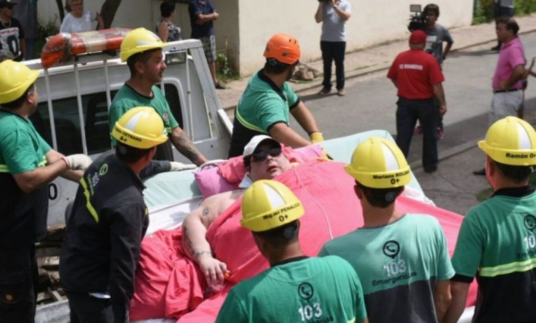 CE INTERVENȚIE! Femeie de 490 kg, transportată la spital!!! 1 spital_14.jpg