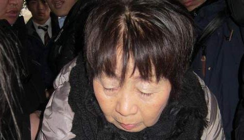 „Văduva neagră”, CONDAMNATĂ LA MOARTE!!! Utiliza cianură pentru a-și ucide iubiții!!! 1 vaduvaneagra.jpg