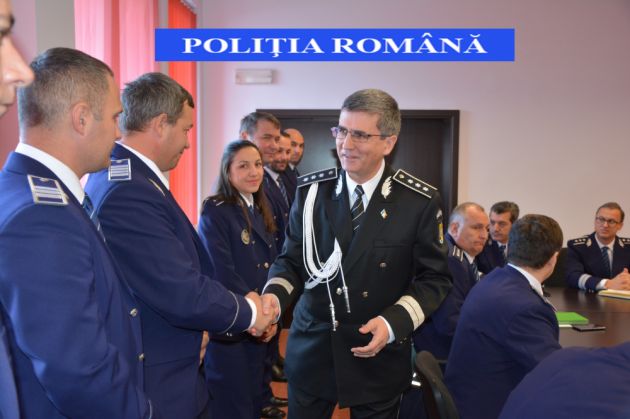BRAȘOV. Motiv în plus de bucurie astăzi, 1 Decembrie, pentru 14 polițiști brașoveni 1 1 (1)_244609.jpg