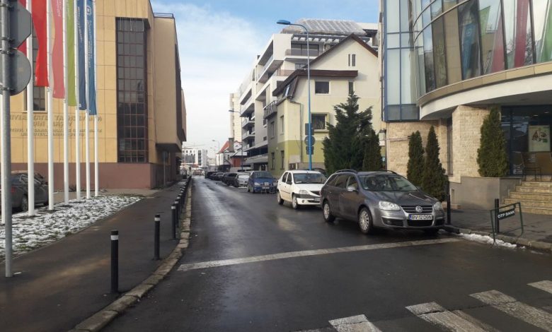 BRAŞOV. Circulaţie închisă trei zile pe strada Mihai Viteazul 1 20171212-143038.jpg