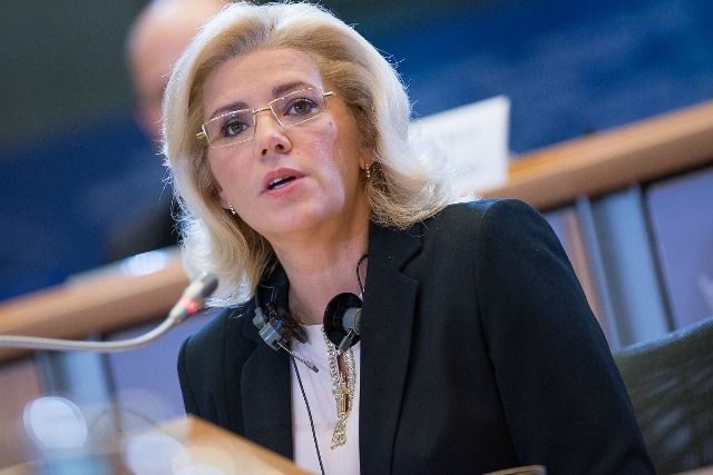 Corina Crețu, jignită în sala Academiei 1 corina-cretu.jpeg