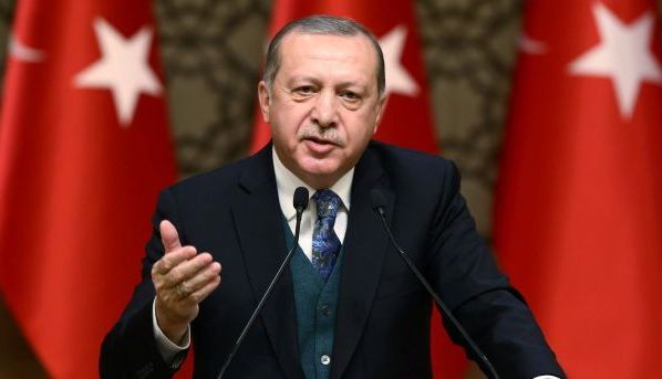 Un nou val de epurări în Turcia 1 erdogan_8.jpg