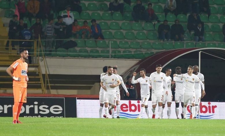 Șumudică, pe CAI MARI în Turcia!!! Încă un REZULTAT MARE cu Kayserispor!!! 1 kayserispor_2.jpg