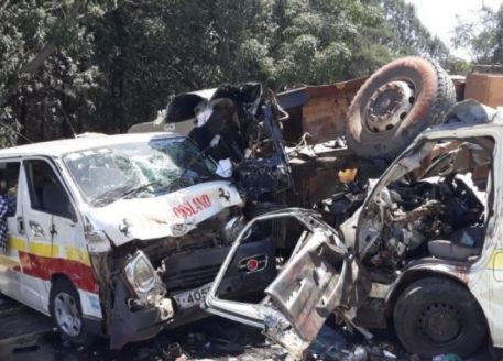 Carambol pe autostradă. Peste 30 de morți 1 kenya_5.jpg