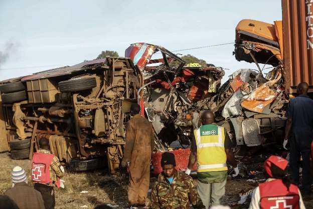 Coliziune între un autobuz şi un camion. 36 de morți 1 kenya_6.jpg