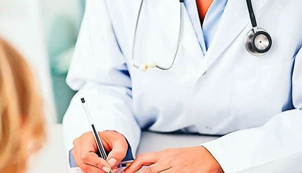 Salarii de mii de euro pentru medici, de la 1 martie 1 medic_6.jpg