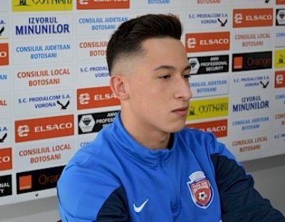 OFICIAL. Moruțan a semnat pentru FCSB 1 olimpiu.jpg