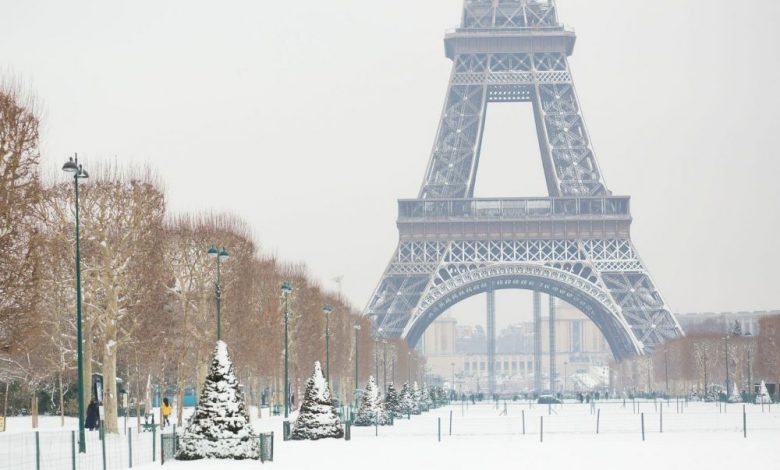 Poliţişti români, în patrulare pe străzile din Paris 1 parisiarna.jpg