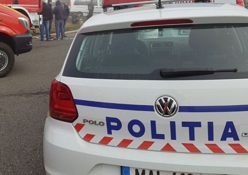BRAȘOV. Agresată de soț în locuința fiicei lor 1 politie2.jpg