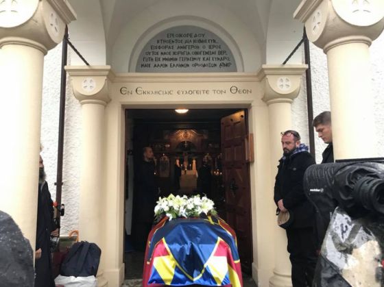 Regele Mihai se întoarce pentru ultima dată în țară. Încep funeraliile 1 sicriu regele1_245080.jpg