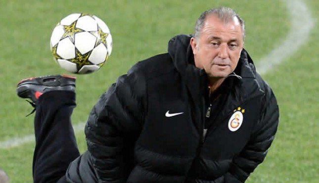 „ÎMPĂRATUL” le-a luat fața lui Hagi și Șumudică!!!... 1 terim.jpg