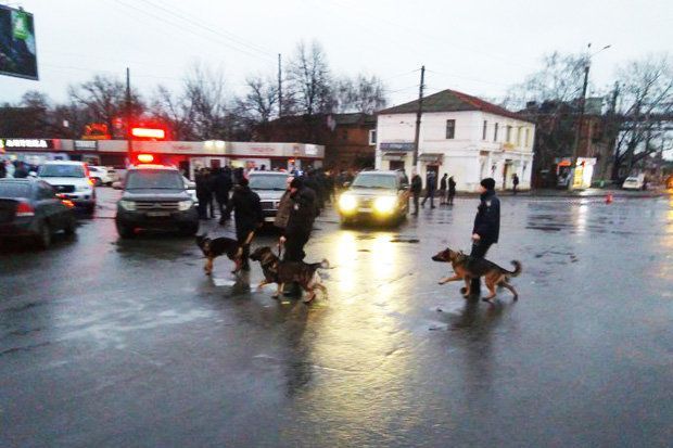 Luare de ostatici într-un oficiu poștal din Ucraina 1 ukraine.jpg