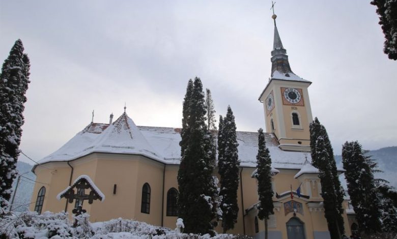 BRAȘOV. Mitropolitul a sfinţit lucrările efectuate la Biserica „Sfânta Treime” - Pe Tocile 1 bisericasf-treimetocile.jpg