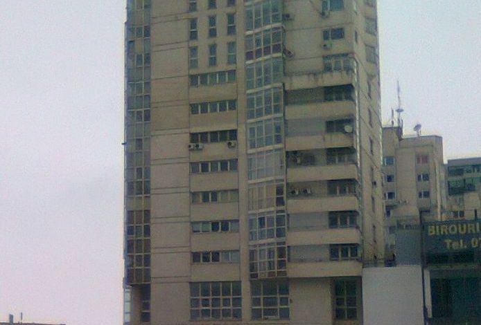 centrul-civic.jpg
