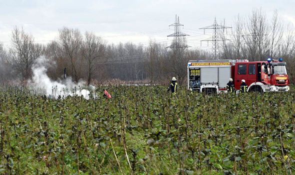 Un avion şi un elicopter s-au ciocnit. Patru morţi 1 germany-plane-crash.jpg