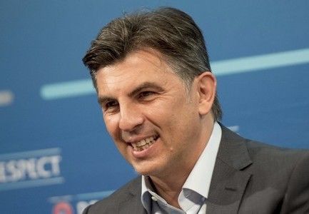 lupescu.jpg