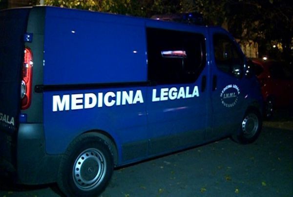 Bărbat găsit fără suflare în casă... Ar fi murit de frig 1 medicina-legala_2.jpg