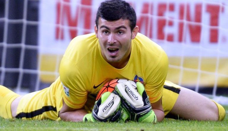 PLEACĂ portarul Niță de la FCSB?!... 1 nita_2.jpg