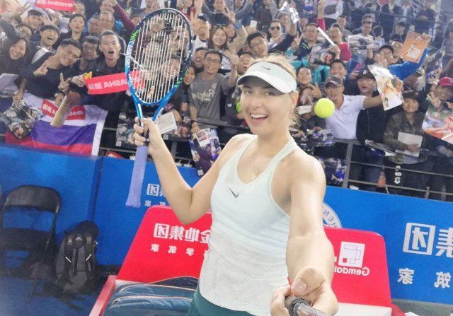 WTA Shenzhen. Calificare dificilă în sferturi pentru Sharapova 1 sharapova_20.jpg