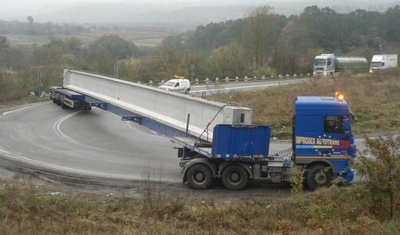 Transporturi agabaritice trec prin BRAȘOV și Săcele 1 transportagabaritic2.jpg