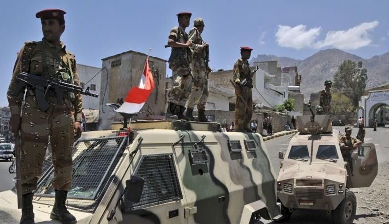 Zeci de morți și răniți într-un dublu atentat terorist 1 aden.jpg