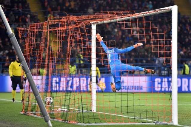 Champions League. Victorie la Harkov. Remiză la Sevilla 1 asroma_2.jpg