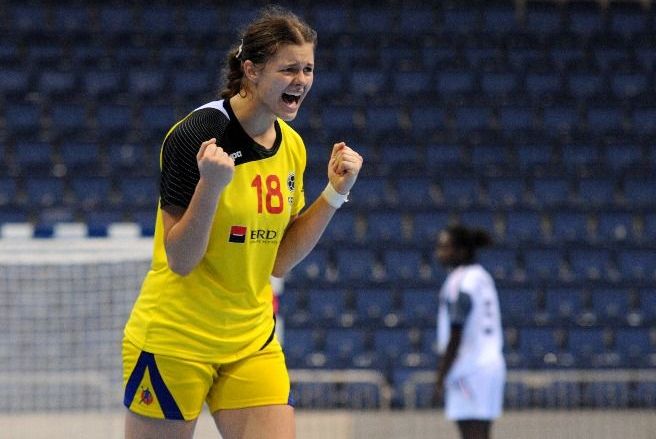Corona II, a 11-a victorie în Divizia A 1 daria-bucur-handbal-u18.jpg