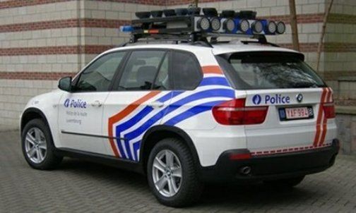 O bunică, prinsă conducând cu 240 Km/h 1 police_11.jpg