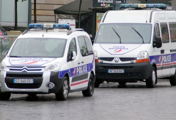 Mai mulți șoferi români au fost condamnați la închisoare după ce au furat 700 de roți de camion 1 police_13.jpg