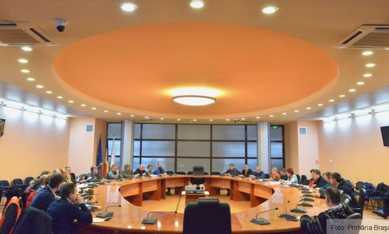 BRAŞOV. Primarul George Scripcaru „a pus oraşul la cale” împreună cu reţeliştii 1 retelisti-pmb-andreipaulfoto.jpg