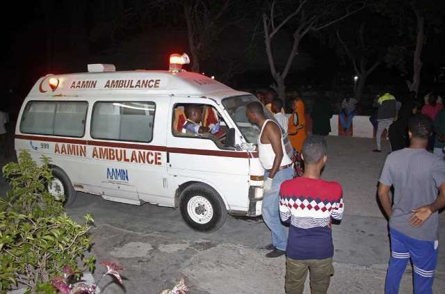 18 morți în două atentate cu mașină capcană 1 somalia.jpg