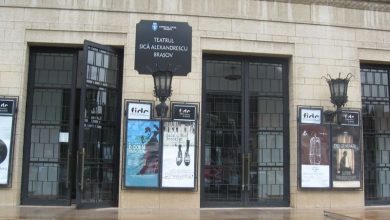 teatrul.jpg