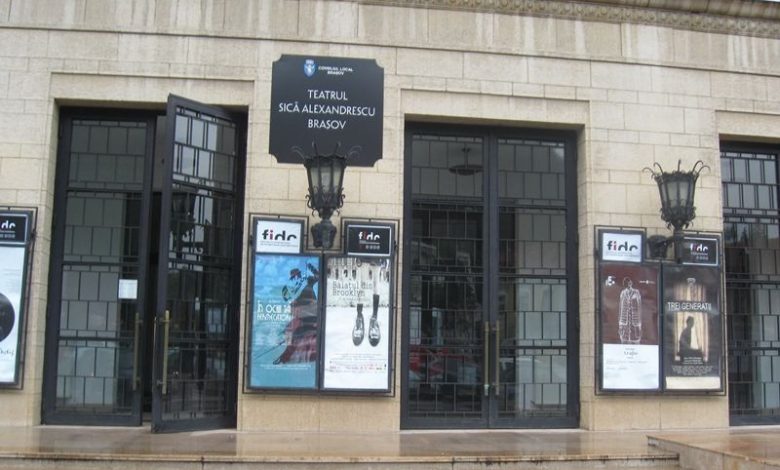 teatrul.jpg